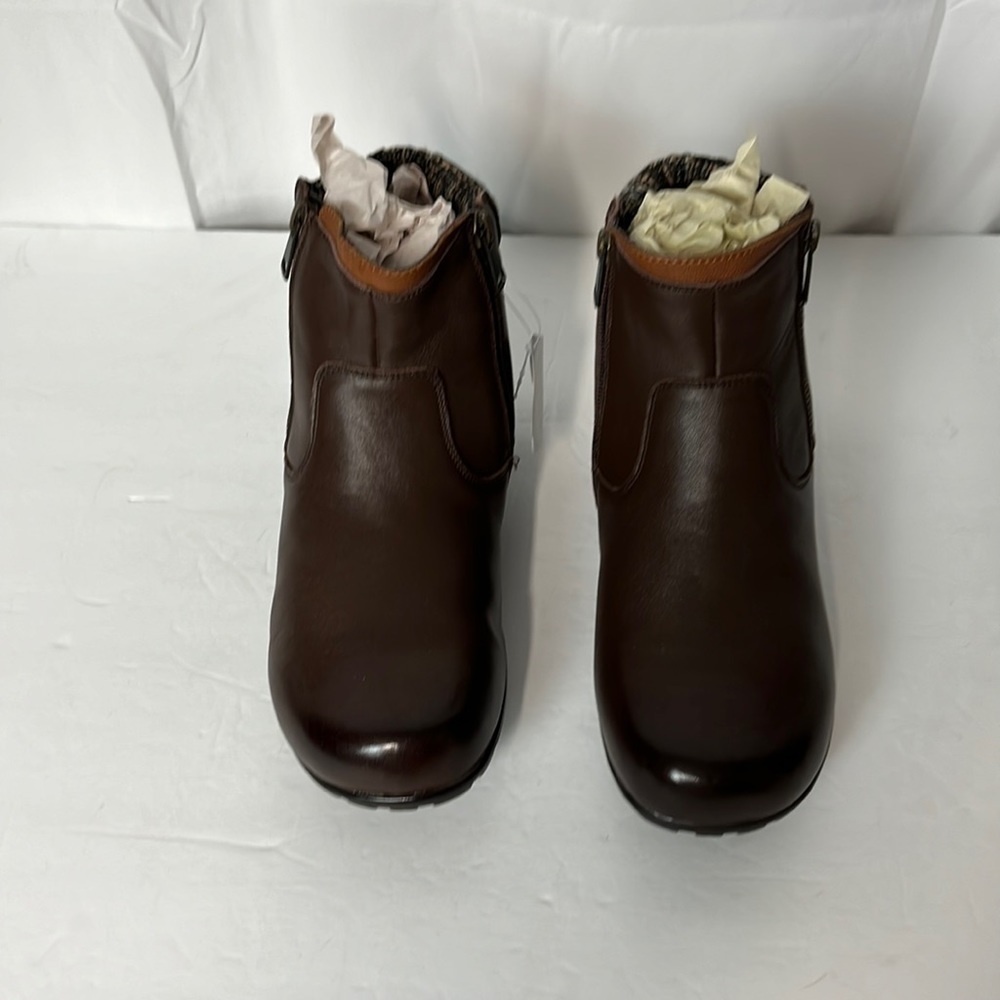 PROPET woman’s Darley ankle boot.